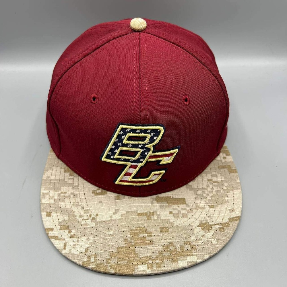 Boston College Hat Men 7 3/8 Red Brown Camo Under Armour Fitted Cap New